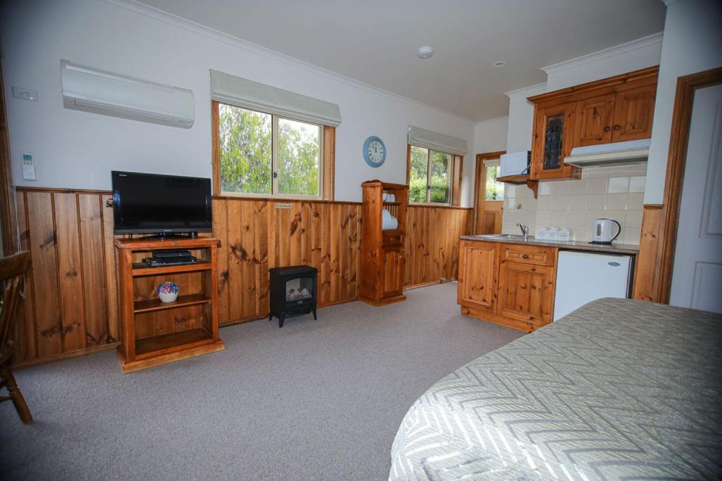 Daysy Hill Country Cottages Port Campbell Exterior foto