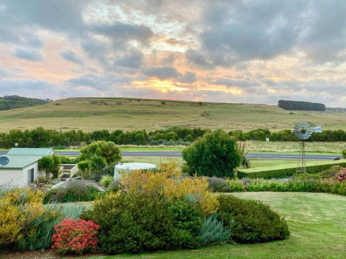 Daysy Hill Country Cottages Port Campbell Exterior foto