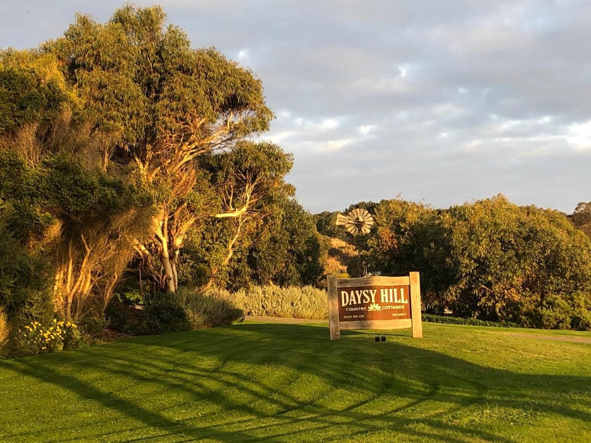 Daysy Hill Country Cottages Port Campbell Exterior foto